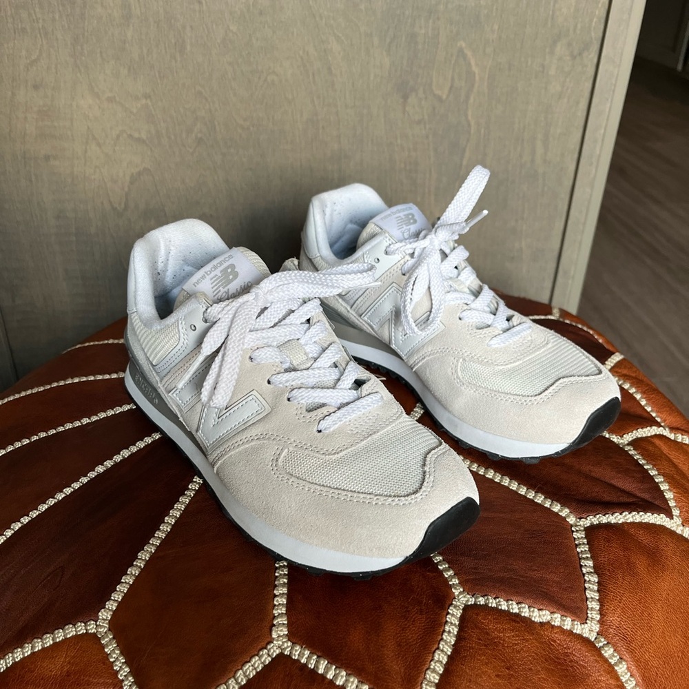 New Balance Classic 574 Shoes